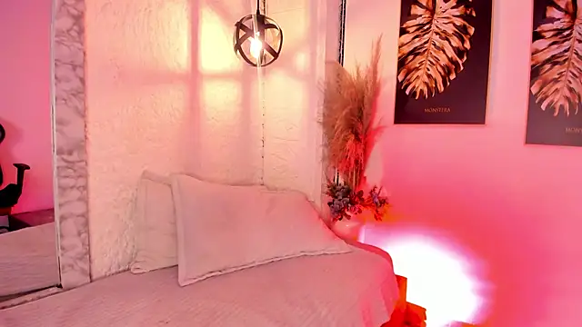 Snapshot of Scarlet_lace chatting on October 2025 11:34:01 AM Scarlet lace online show from October 2025 11:34:01 AM