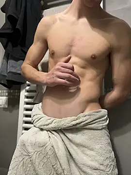 EmanuelMCL online show from February 2025 09:32:01 PM