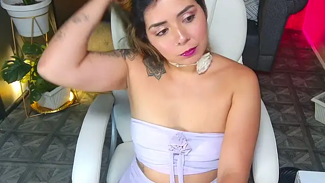 kata james online show from October 2025 07:03:01 PM