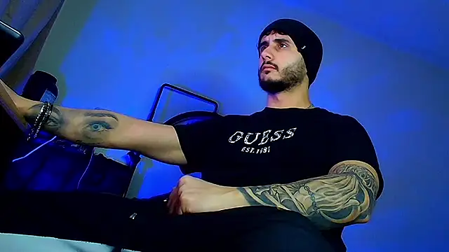 XanderCage99 online show from February 2026 05:34:01 PM