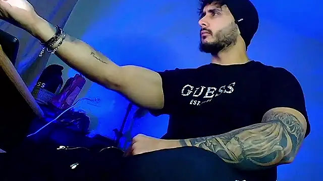 XanderCage99 online show from January 2026 08:25:02 PM