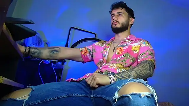XanderCage99 online show from June 2026 07:36:01 PM