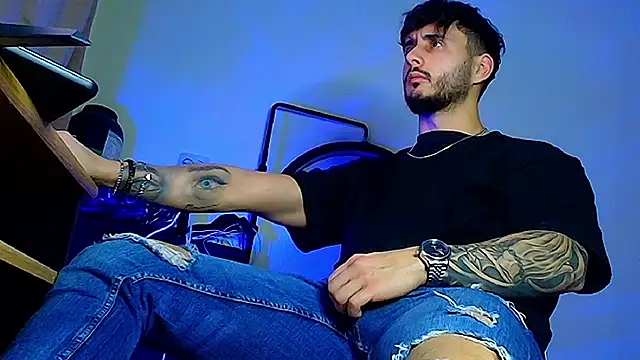 XanderCage99 online show from February 2026 12:56:02 AM