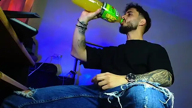 XanderCage99 online show from April 2026 05:12:02 AM