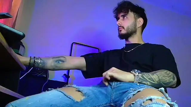 XanderCage99 online show from March 2026 08:19:01 AM