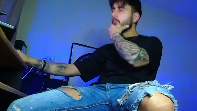 XanderCage99 online show from March 2026 07:47:01 PM