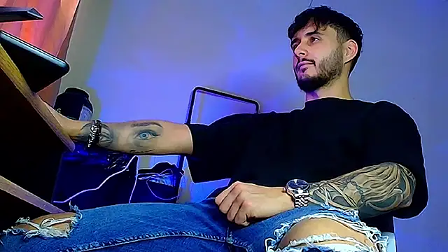 XanderCage99 online show from February 2026 12:51:02 PM