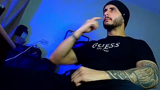 XanderCage99 online show from January 2026 07:12:01 PM