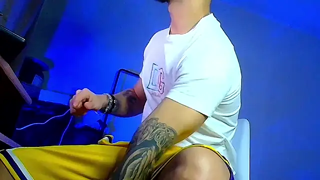 XanderCage99 online show from February 2026 12:09:02 AM