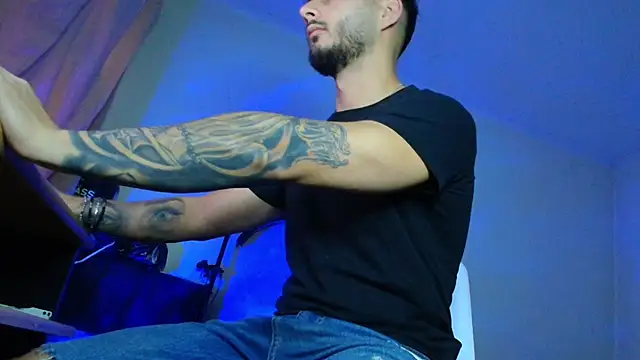 XanderCage99 online show from November 2025 08:07:01 AM