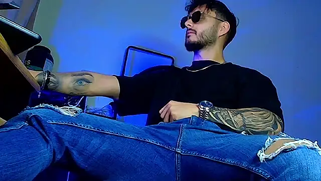 XanderCage99 online show from February 2026 12:46:02 AM