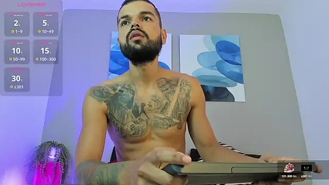 Emilio Wolf online show from March 2025 11:01:02 AM