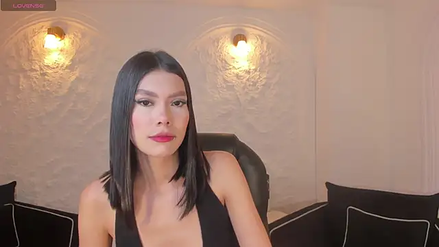 NiaSalvatore online show from November 2025 11:42:02 AM