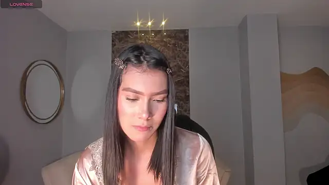 NiaSalvatore online show from February 2026 03:40:01 AM