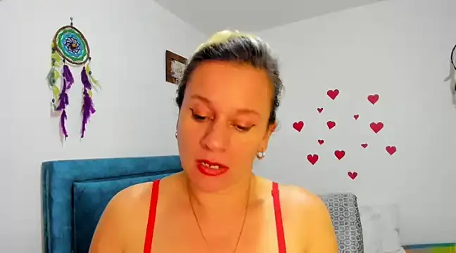 sofi saliva2511 online show from February 2025 09:00:01 PM