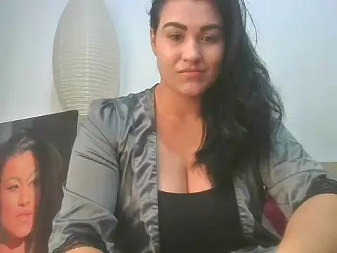 Snapshot of TheTopSecret chatting on February 2025 08:07:02 PM TheTopSecret online show from February 2025 08:07:02 PM