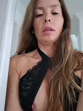 karina warthon online show from January 2026 05:42:01 PM