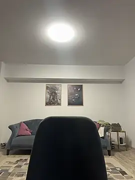 miaceleste online show from December 2025 05:59:02 PM