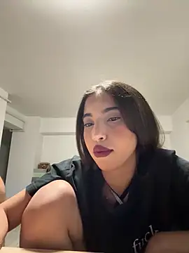 Snapshot of miaceleste chatting on October 2025 05:17:01 PM miaceleste online show from October 2025 05:17:01 PM