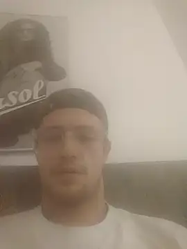 Hessebub online show from October 2025 05:32:02 PM