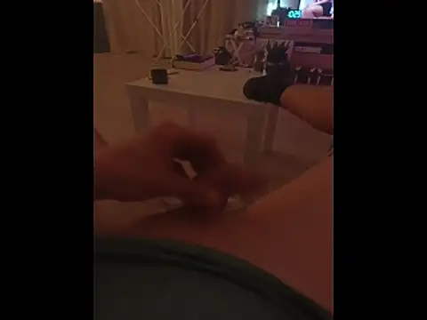 Hessebub online show from November 2025 09:30:01 PM