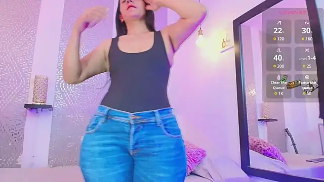 leyli ass online show from March 2025 07:33:01 PM