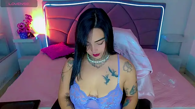Carolaine01 online show from October 2025 08:42:01 PM