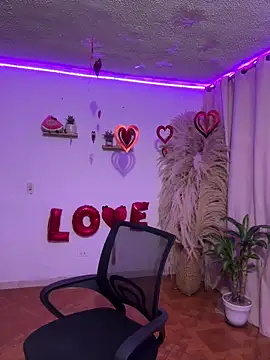 ariadna cooper online show from February 2026 03:04:02 AM