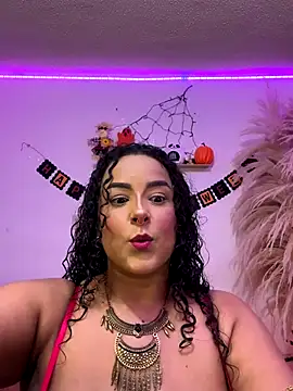 Snapshot of ariadna_cooper chatting on October 2025 04:56:01 AM ariadna cooper online show from October 2025 04:56:01 AM