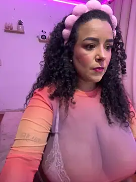 Snapshot of ariadna_cooper chatting on November 2025 04:39:02 AM ariadna cooper online show from November 2025 04:39:02 AM