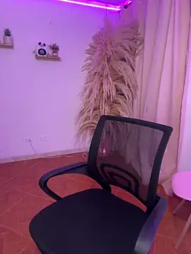 Snapshot of ariadna_cooper chatting on November 2025 05:11:02 AM ariadna cooper online show from November 2025 05:11:02 AM