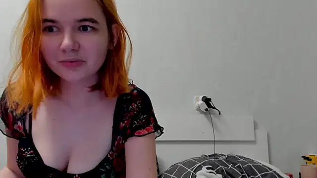 lia lovelly online show from May 2026 10:26:01 PM