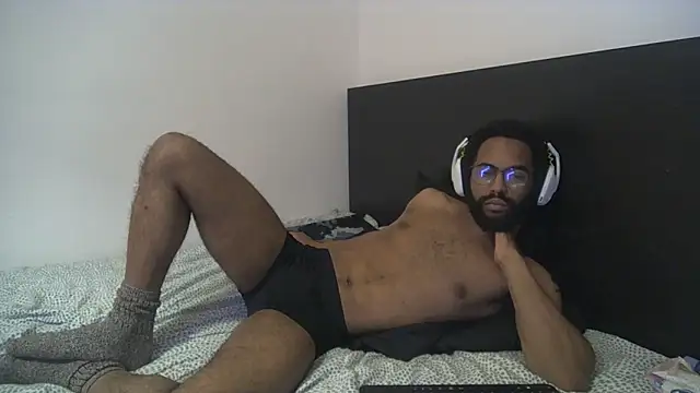 kevi cocks online show from February 2025 10:52:02 PM