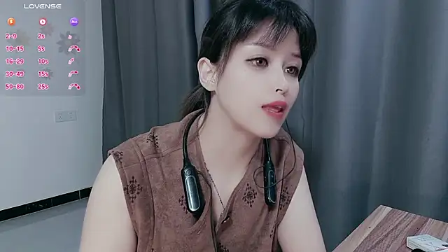 Lucky-xiuxiu online show from October 2025 01:13:02 PM