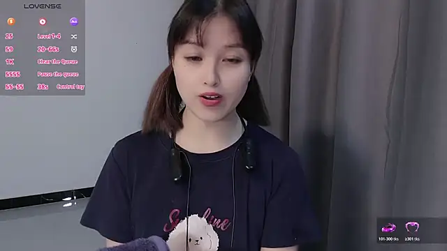 Lucky-xiuxiu online show from October 2025 02:06:02 PM