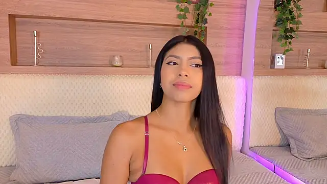 AbieHills online show from November 2025 11:36:01 AM