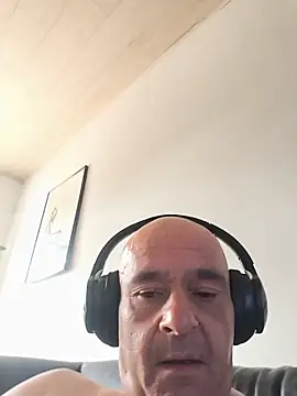 horndude187187 online show from July 2026 01:54:01 PM