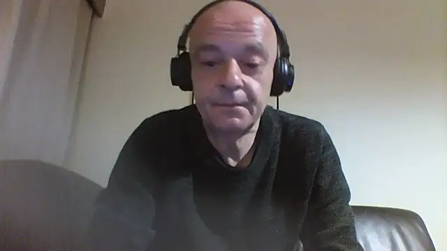 Snapshot of horndude187187 chatting on January 2025 01:05:02 AM horndude187187 online show from January 2025 01:05:02 AM