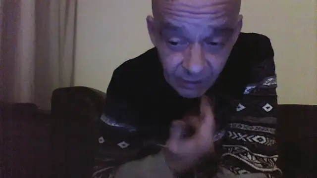 Snapshot of horndude187187 chatting on January 2025 01:21:02 AM horndude187187 online show from January 2025 01:21:02 AM