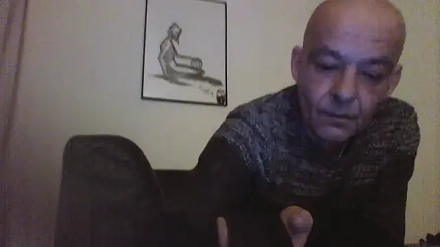 Snapshot of horndude187187 chatting on January 2025 06:24:02 PM horndude187187 online show from January 2025 06:24:02 PM