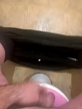 Snapshot of balint35 chatting on November 2025 09:26:02 PM balint35 online show from November 2025 09:26:02 PM