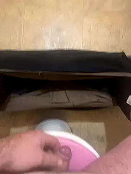 Snapshot of balint35 chatting on November 2025 04:54:01 PM balint35 online show from November 2025 04:54:01 PM