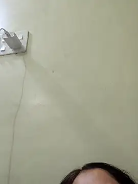 shreya1765 online show from November 2025 06:23:01 PM