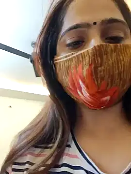 shreya1765 online show from November 2025 01:39:01 AM