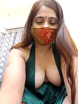 shreya1765 online show from November 2025 03:28:02 AM