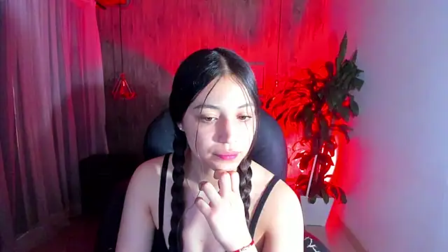 Snapshot of Brittany__18 chatting on January 2025 03:36:02 PM Brittany 18 online show from January 2025 03:36:02 PM