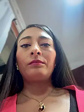 BELLA--26 online show from October 2025 01:56:01 PM