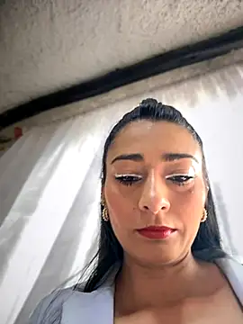 BELLA--26 online show from September 2025 01:33:01 PM