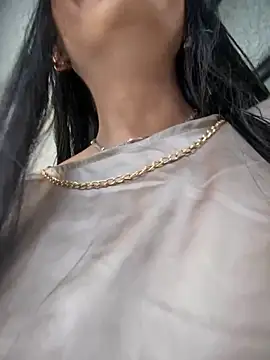 BELLA--26 online show from September 2025 01:44:02 PM