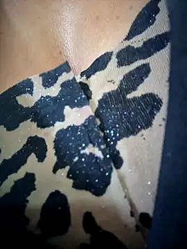 BELLA--26 online show from October 2025 01:44:02 PM